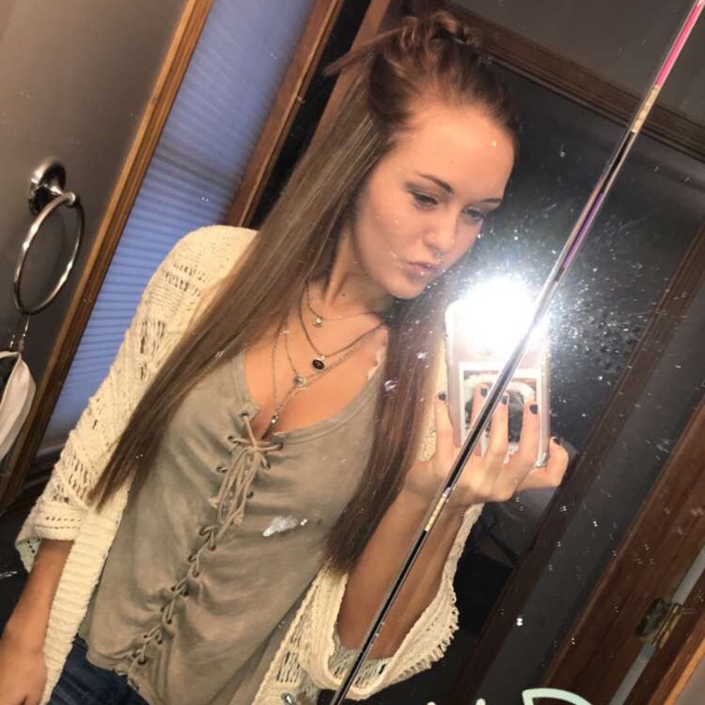 Meet your Posher, Mackenzie